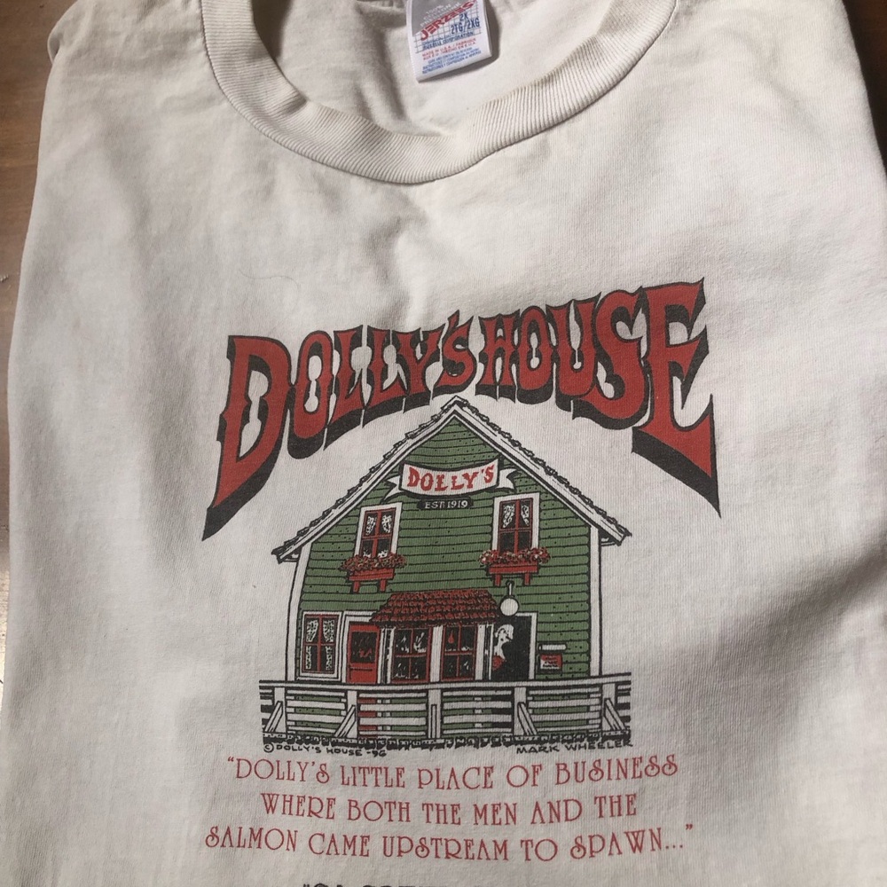 Dolly's House Graphic Tee - from the 90’s